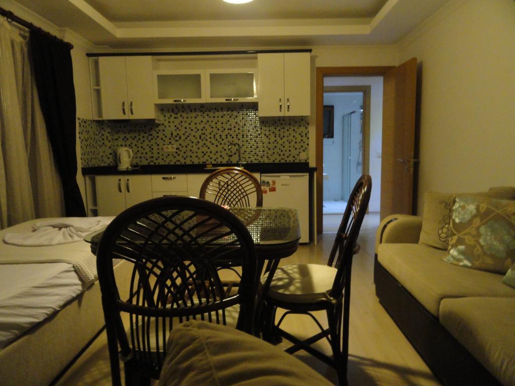 Lidya City Hotel Fethiye Esterno foto