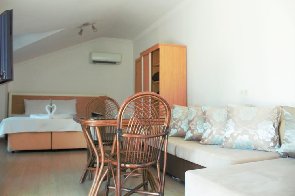 Lidya City Hotel Fethiye Esterno foto