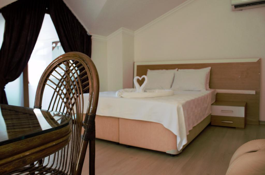 Lidya City Hotel Fethiye Esterno foto