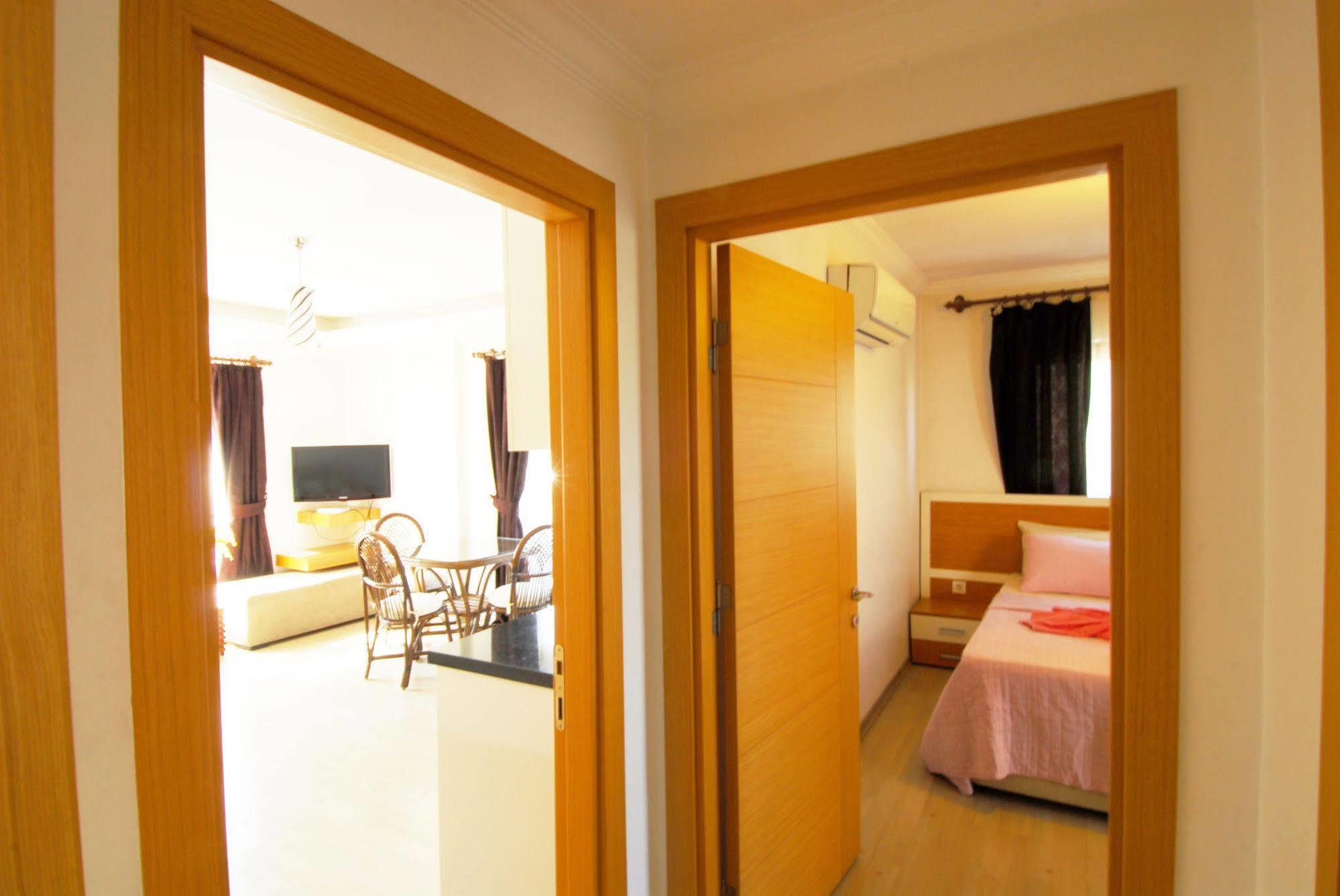 Lidya City Hotel Fethiye Esterno foto