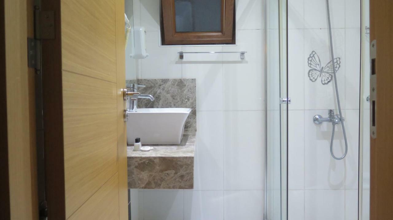 Lidya City Hotel Fethiye Esterno foto