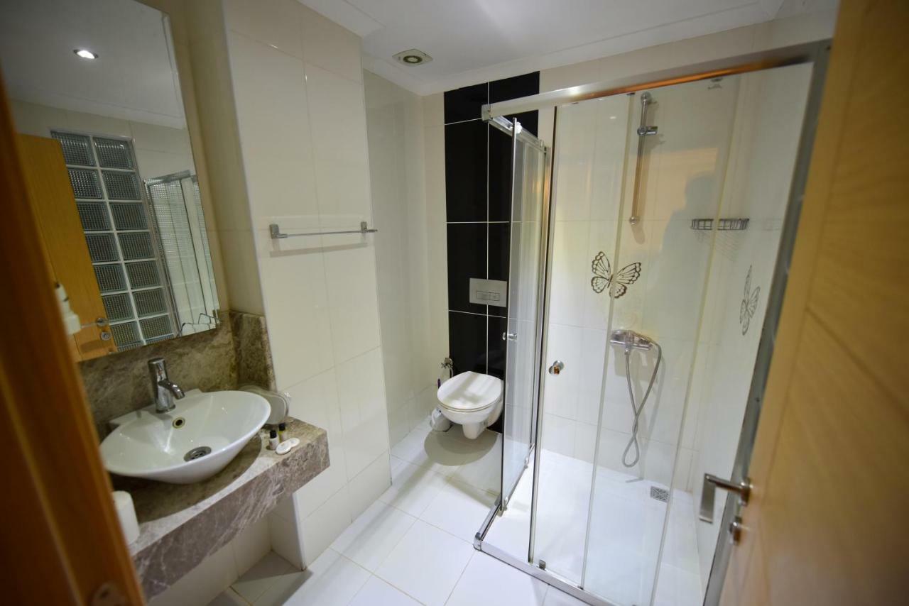 Lidya City Hotel Fethiye Esterno foto